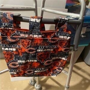 Men’s Chicago Bears walker attachable bag / tote.